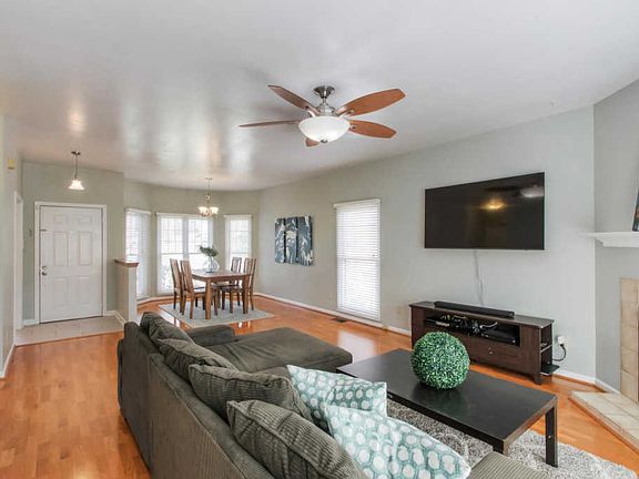 4th image of 524 Cedar Forest Ct