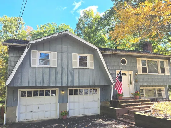 50 Saint Moritz Circle, Willington, CT 06279