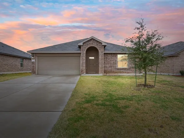 3216 Skinner Dr, Lorena, TX 76655