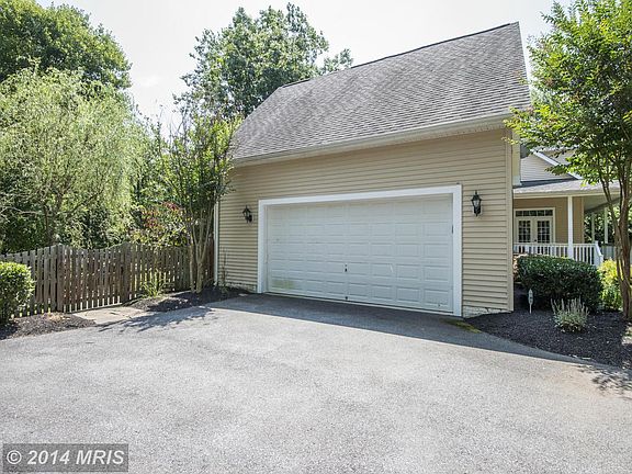 3rd image of 7655 Harman Dr