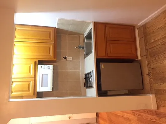 Rented by D J Real Estate LLC | media 5