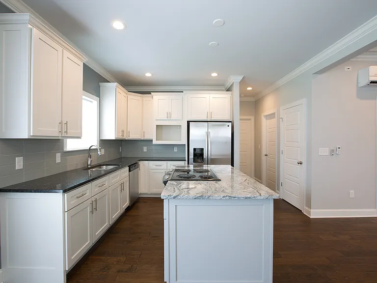 2524 Waterhaven Dr — Photo 13