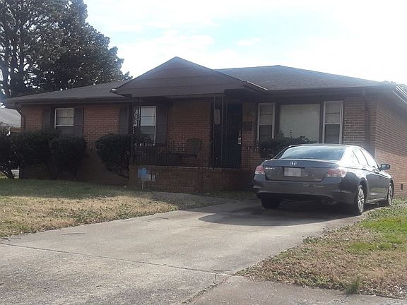 2nd image of 2717 Hickory St