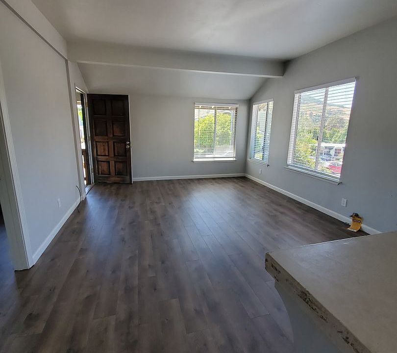 2nd image of 764 Morro St
