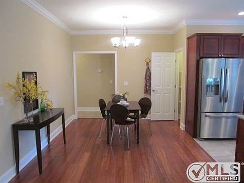 4th image of 811 Voncile Ave