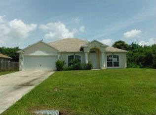 565 SW Lacroix Ave, Port Saint Lucie, FL 34953