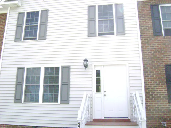 3104 Taylor Ave, West Point, VA 23181