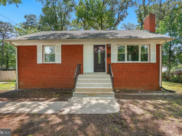 9359 Worrell Ave, Lanham, MD 20706