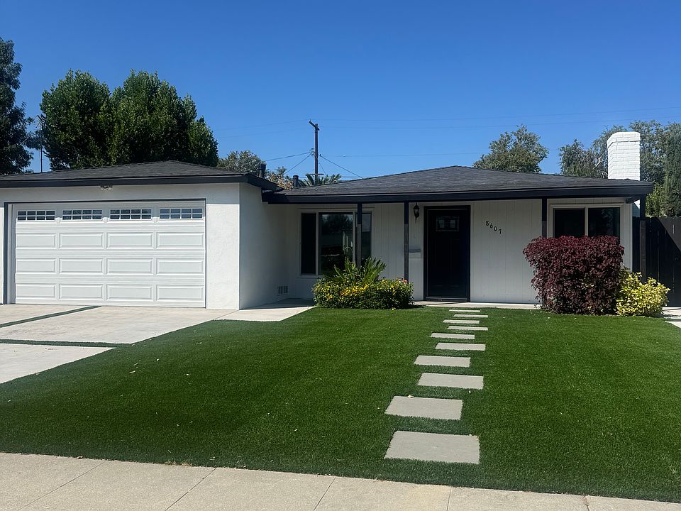 1st image of 8607 Oakdale Ave