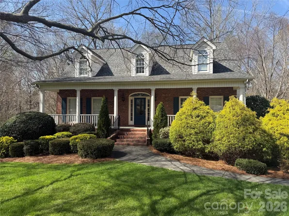 1406 Woodhurst Dr, Rock Hill, SC 29732