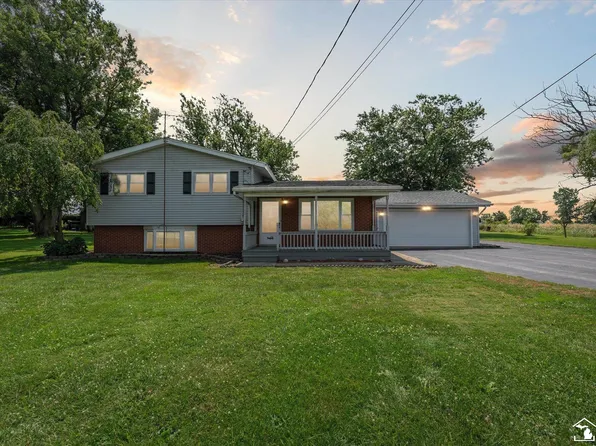 859 Wood Rd, La Salle, MI 48145