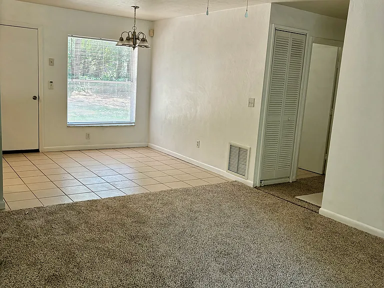 3279 E Kennedy St — Photo 11