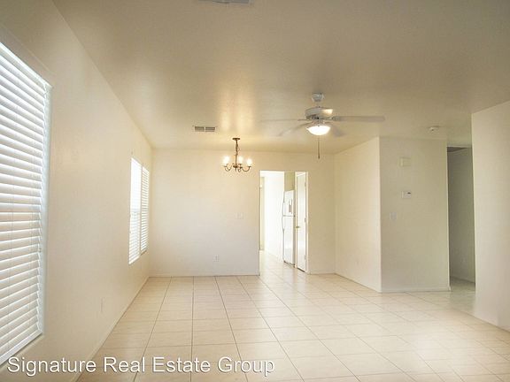 4th image of 4230 Walnut Glen Dr
