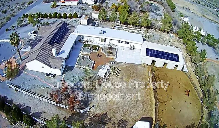 5821 S Keomah St — Photo 16