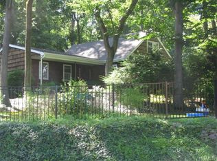 72 Stephens Rd, Tappan, NY 10983