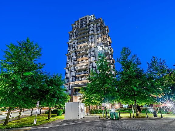 5th image of 11 E Royal Ave #404