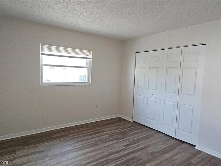 4018 Vilabella Dr — Photo 4