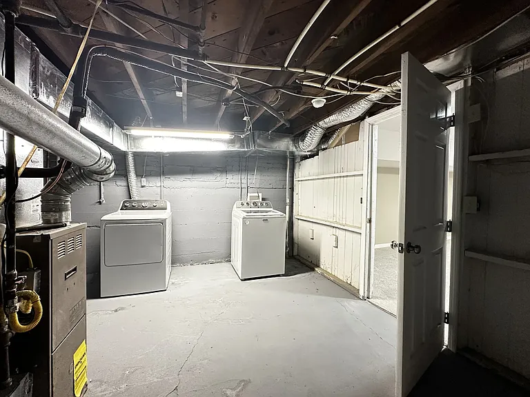 323 S Rutan Ave #323 — Photo 7