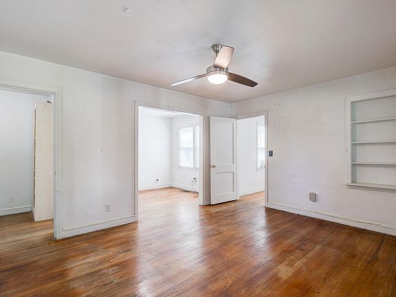 5th image of 3000 Richfield Dr
