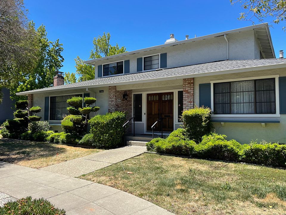1st image of 290 Carlos Ave
