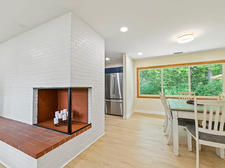 719 Hanshaw Rd #2 — Photo 4