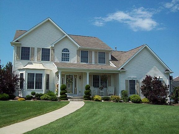 2nd image of 31 Taylor Dr