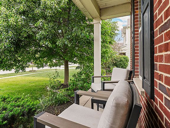 2nd image of 1009 Trillium Ln