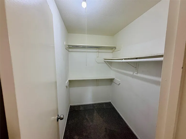 15811 Nutcracker Ct — Photo 16