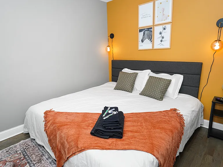 321 S Richmond St #1 — Photo 10