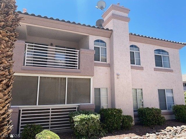 1st image of 4555 E Sahara Ave Unit 252