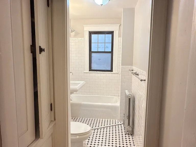 13 Story St #8 — Photo 10