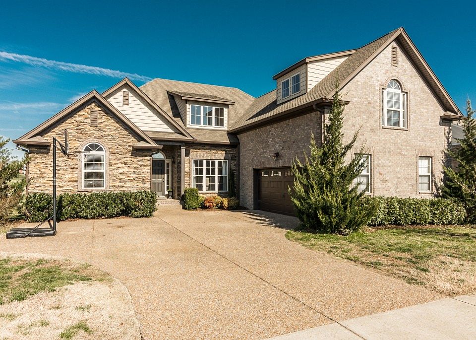 1st image of 312 Birkshire Pl