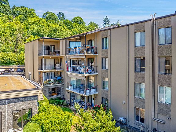 3rd image of 5575 E Evergreen Blvd APT 4303