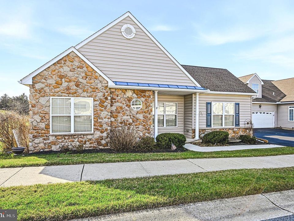 1st image of 3 Allyssa Ln
