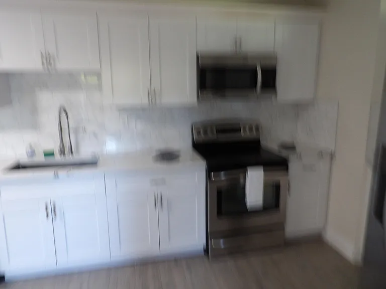 3845 Victoria Dr — Photo 14