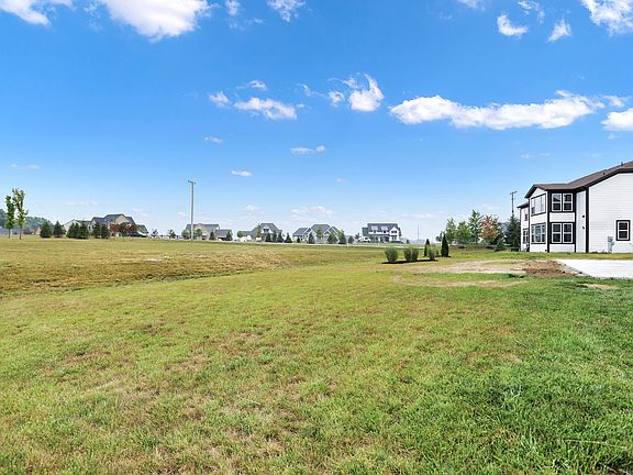 5th image of 4837 Aberdeen Dr
