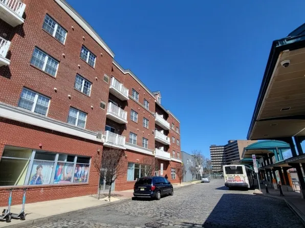 902 N 5Th St, Unit 401, Newark City, NJ 07107