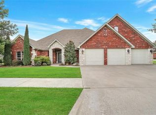 1301 Snow Ln, Weatherford, OK 73096