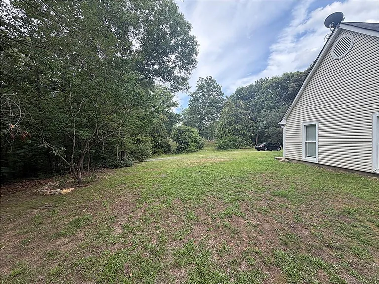 1526 Lost Mountain Rd — Photo 30