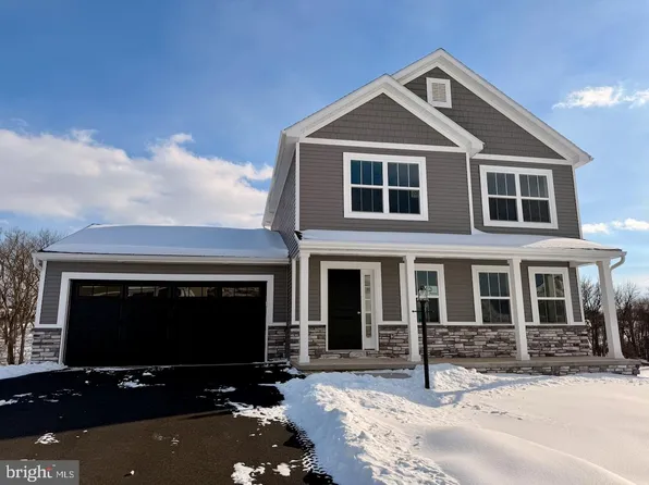 1513 Sherry Dr, Chambersburg, PA 17202