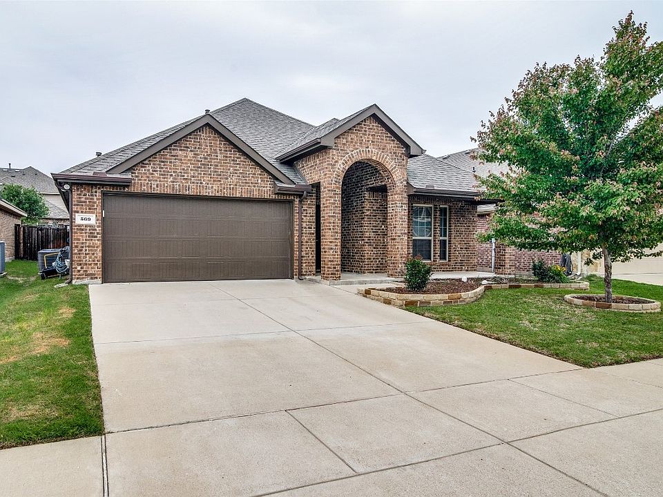 1st image of 569 Jamestown Ln