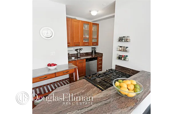 Sold by Douglas Elliman | media 14