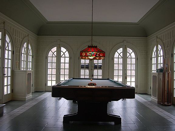 Breakfast Room