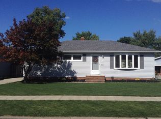 11494 Gross Dr, Parma, OH