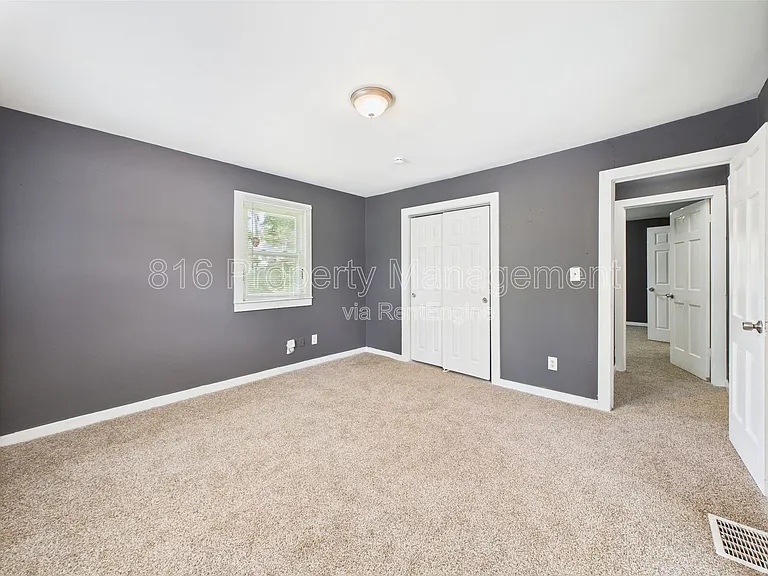 3354 Jackson Ave — Photo 8