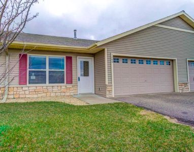 1266 Norway Pine Cir, New Richmond, WI, 54017