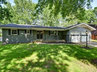 2233 S Mayfair Ave, Springfield, MO 65804