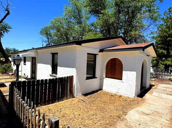 613 N Wall Ave, Farmington, NM 87401