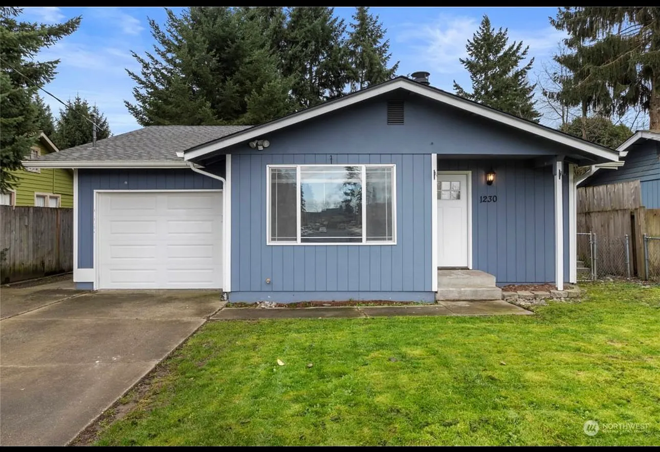 3 bed, 1036 sqft, $3,000 — Photo 1