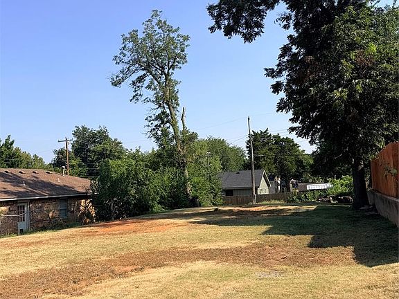 4th image of 1005 W London St Lot 3-4